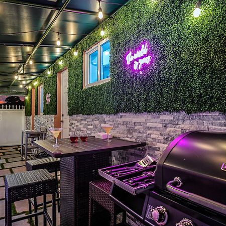 Vacay Spot Happy Escape 15 Min Beach Massage Shower Prime Loc! 6 Blocks Away From Bars, Nite Clubs, Res, Shops Miami Exterior photo