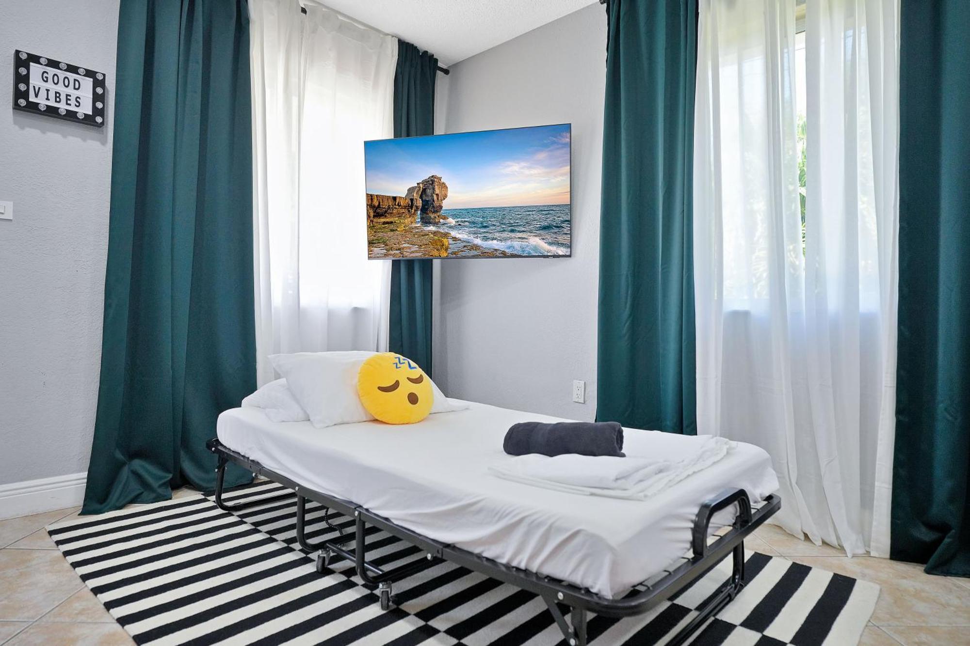 Vacay Spot Happy Escape 15 Min Beach Massage Shower Prime Loc! 6 Blocks Away From Bars, Nite Clubs, Res, Shops Miami Exterior photo