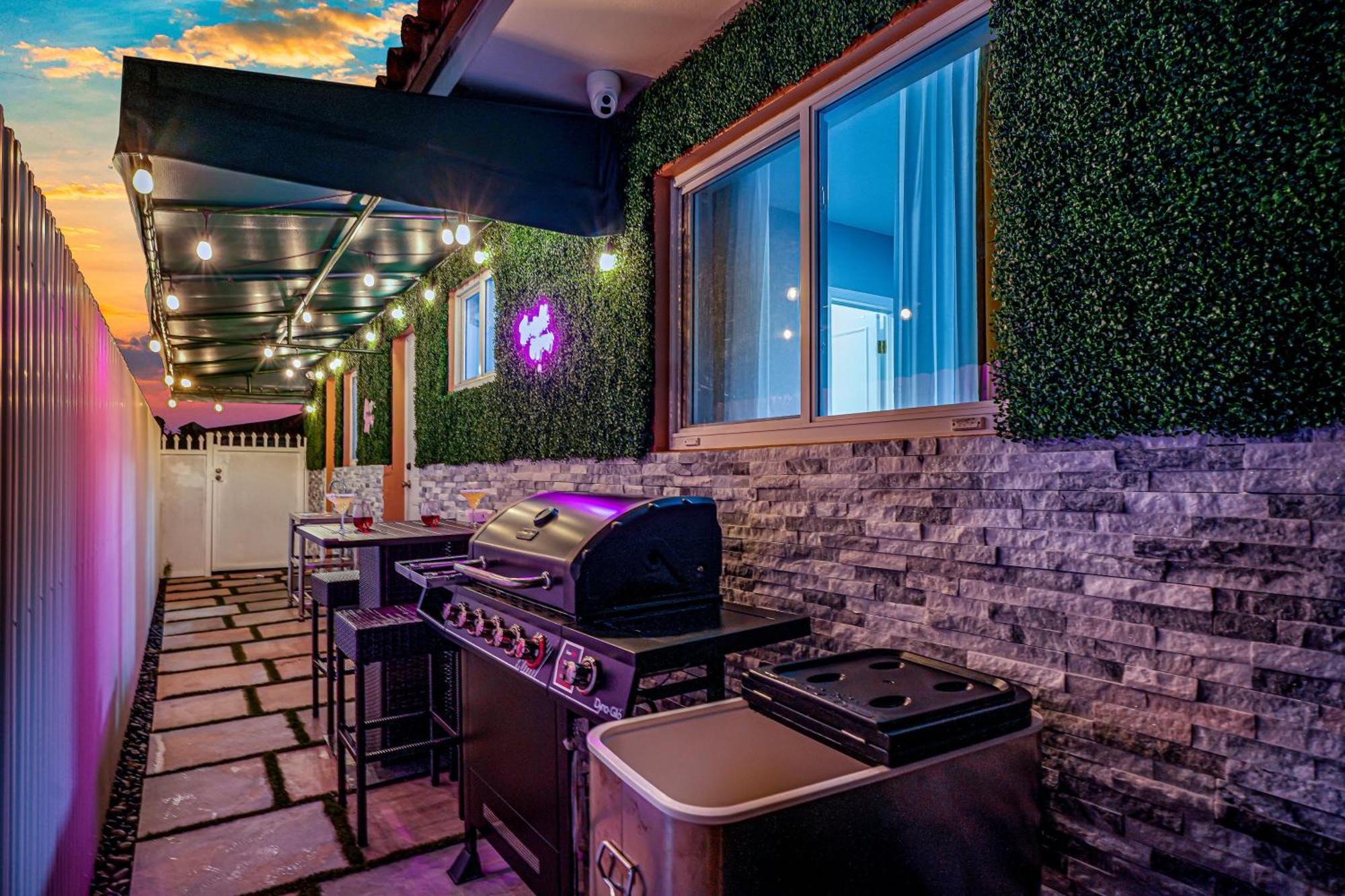 Vacay Spot Happy Escape 15 Min Beach Massage Shower Prime Loc! 6 Blocks Away From Bars, Nite Clubs, Res, Shops Miami Exterior photo